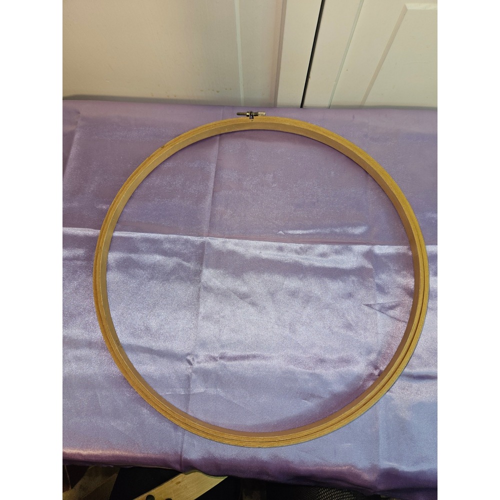 Vintage Wooden Embroidery Quilting Hoops Set 3pc 12 & 14 Inch American Heritage - Picture 4 of 6